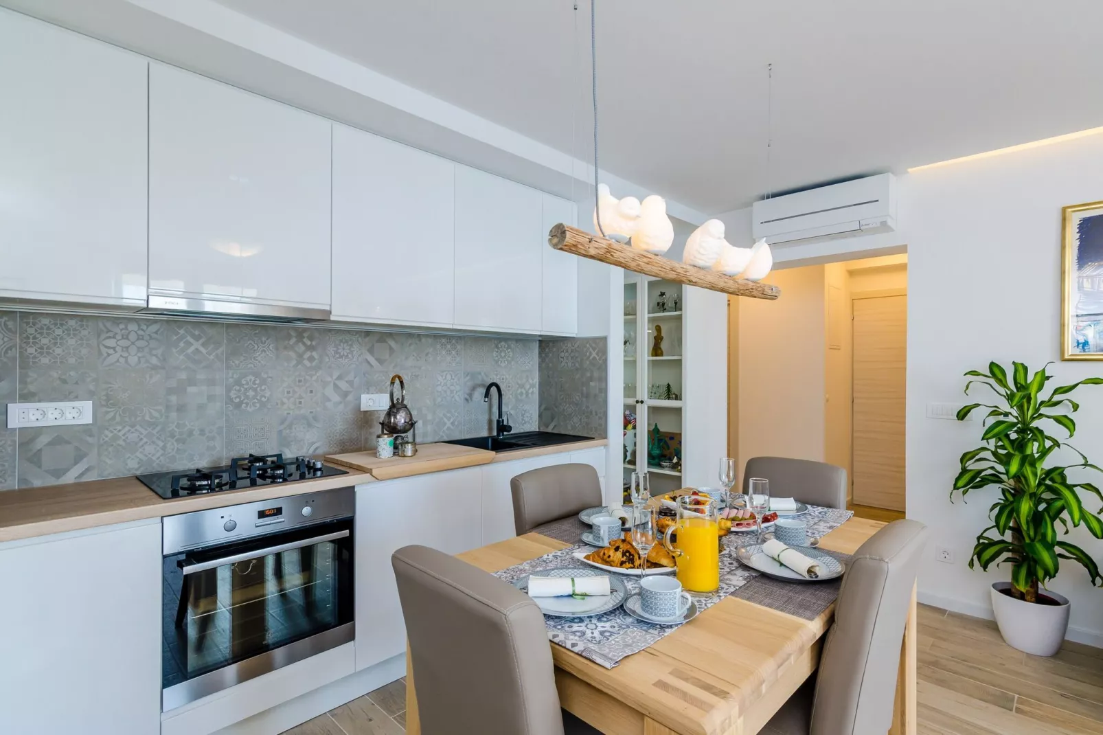 Apartments Lazarin - Two Bedroom Apartment with Balcony and Sea View (1 Veliki)-Kitchen
