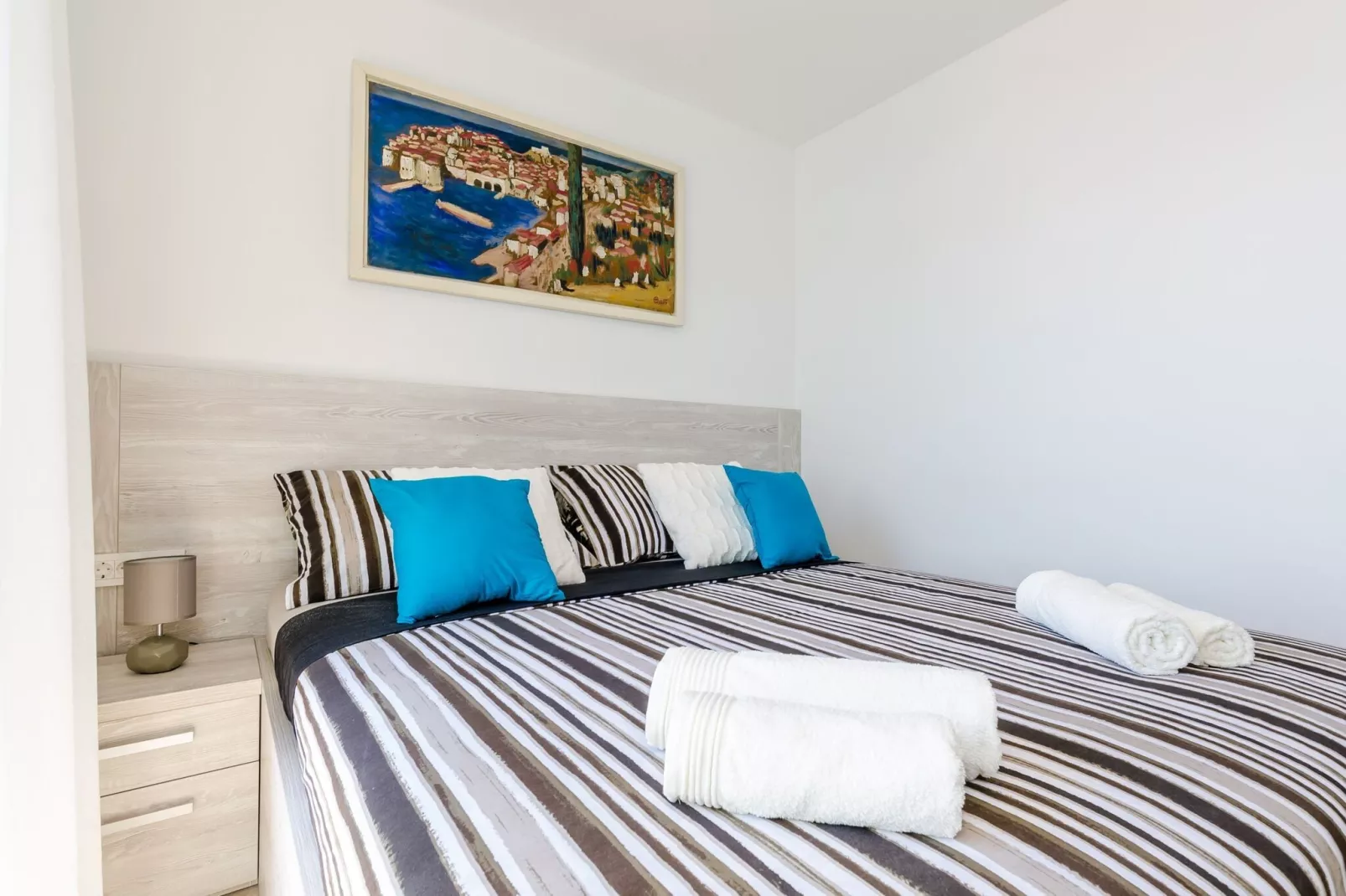 Apartments Lazarin - One Bedroom Apartment with Balcony and Sea View (2 Mali )-Bedroom