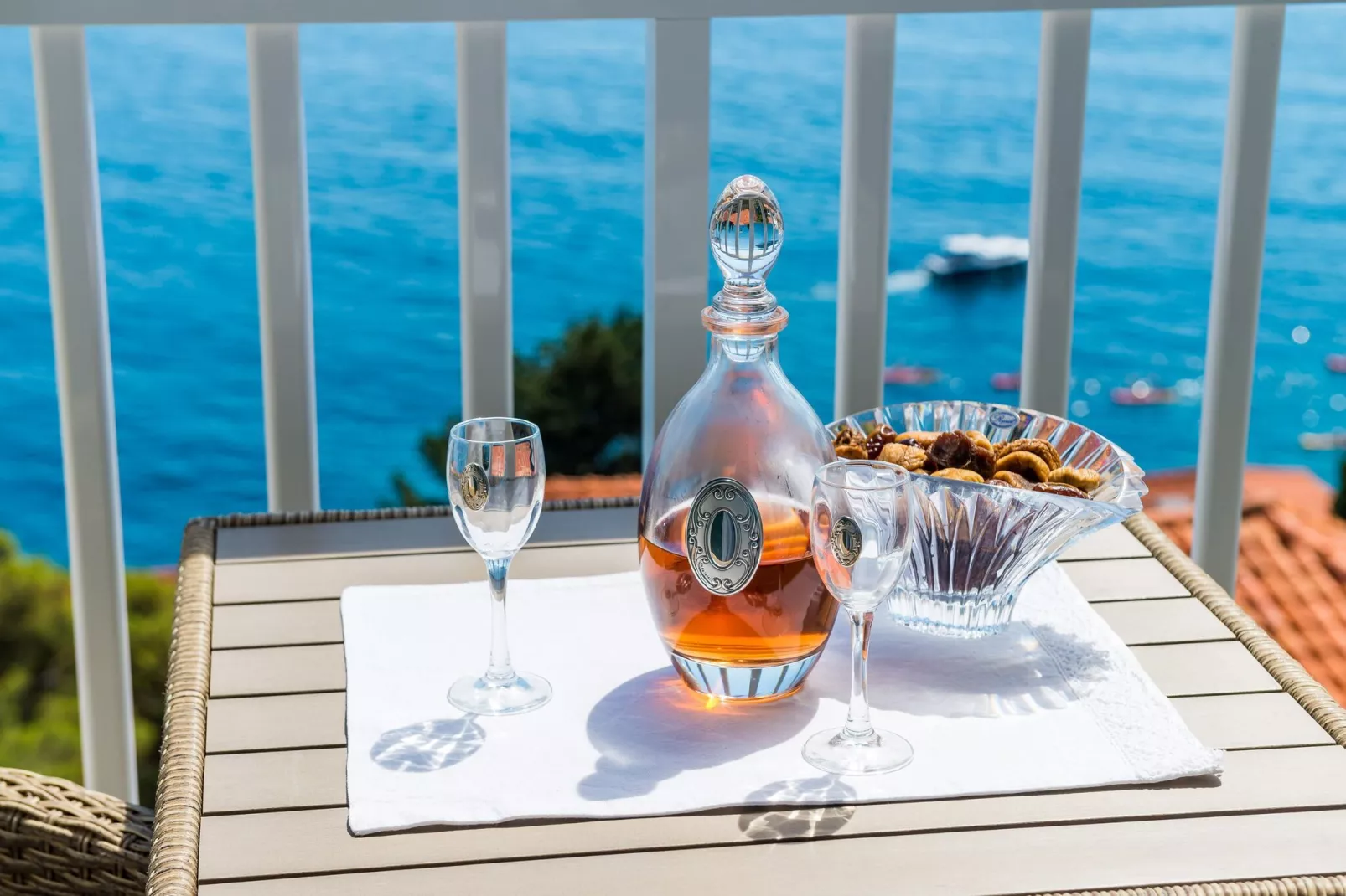 Apartments Lazarin - One Bedroom Apartment with Balcony and Sea View (2 Mali )-Terrace balcony