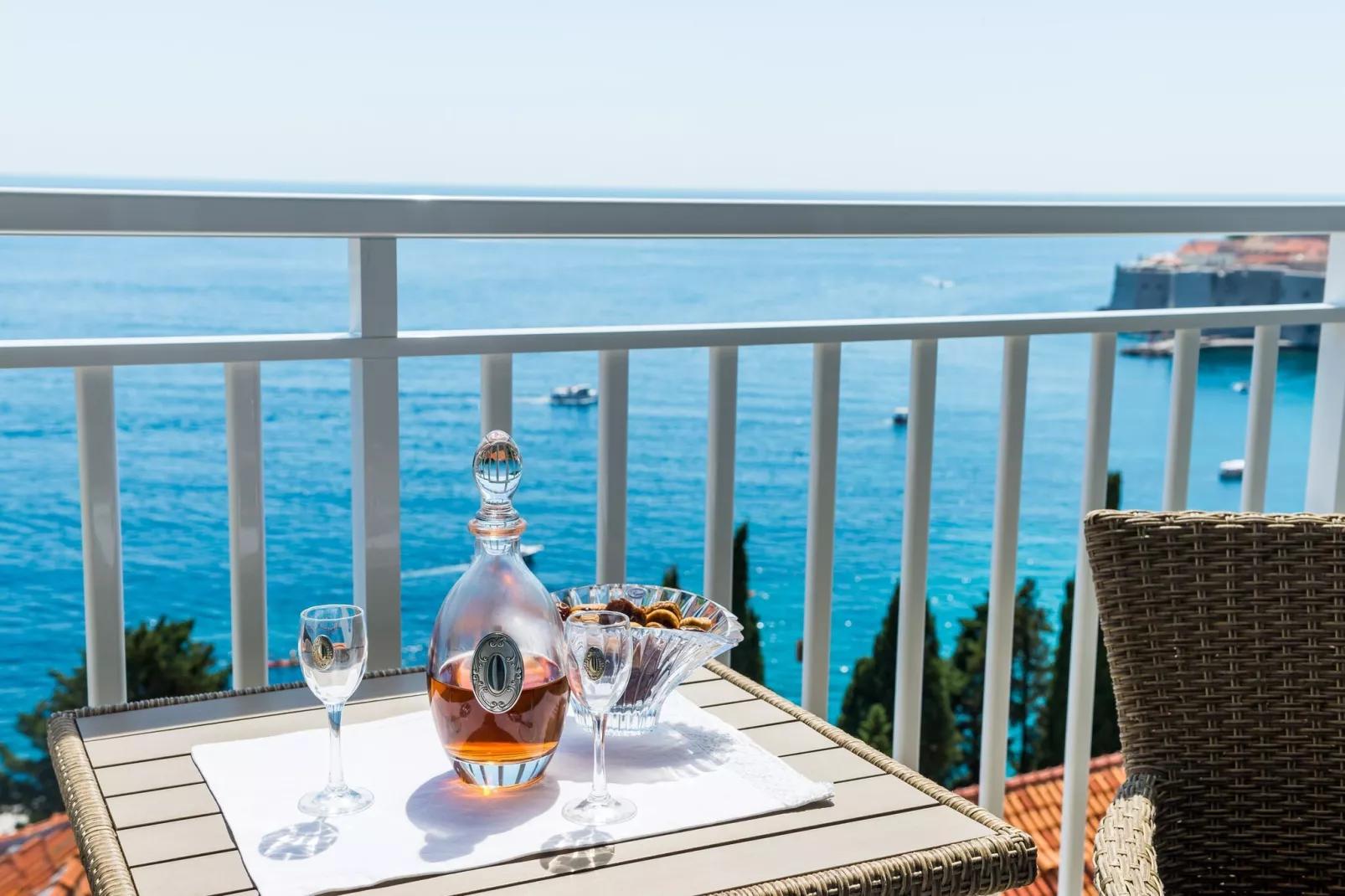 Apartments Lazarin - One Bedroom Apartment with Balcony and Sea View (2 Mali )-Terrace balcony
