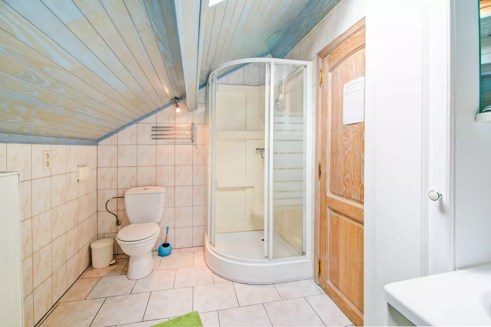 Le Meheret-Bathroom
