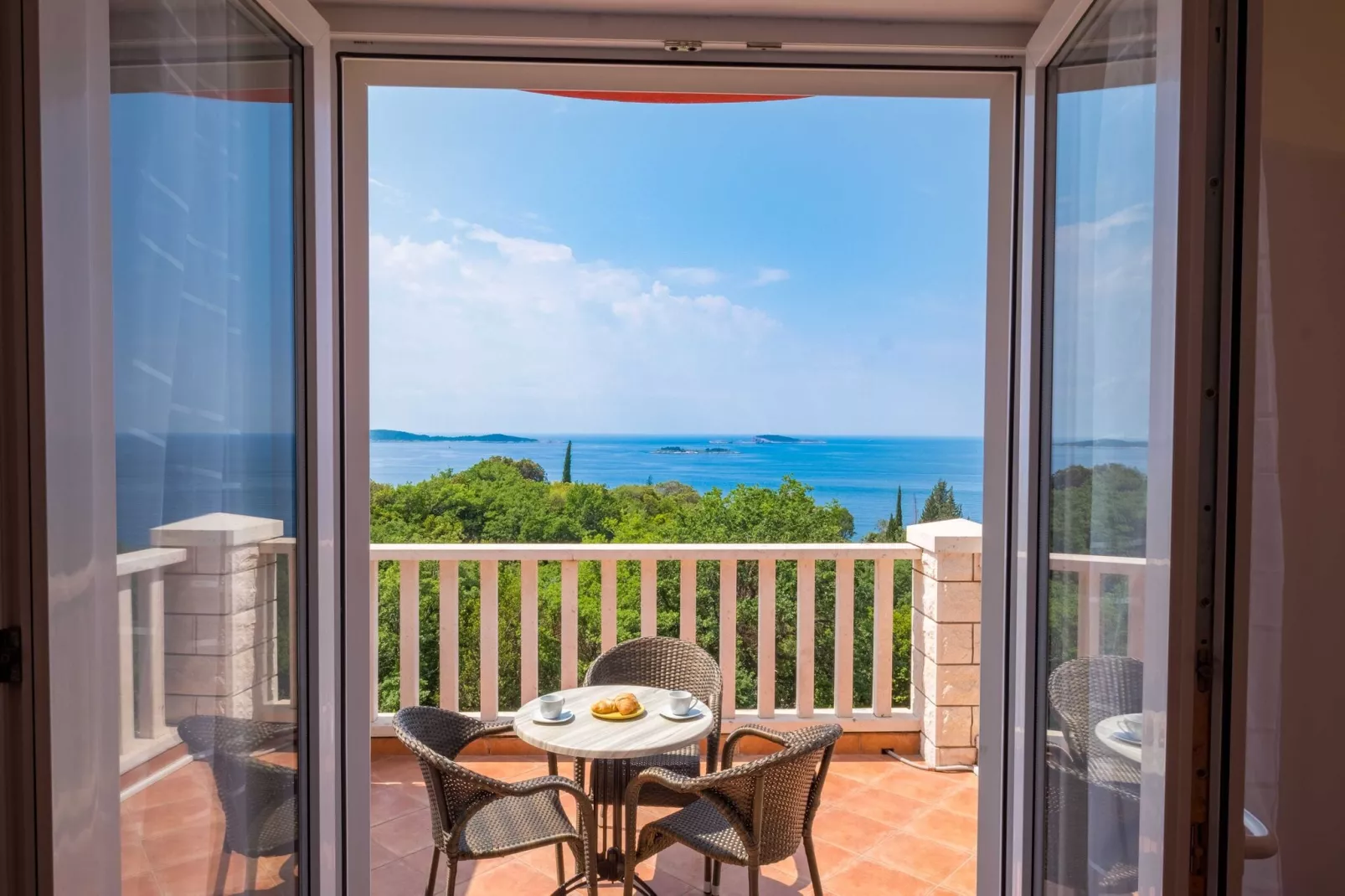 Villa Panorama Dubrovnik (S1) - Deluxe Double Room with Terrace and Sea View-View