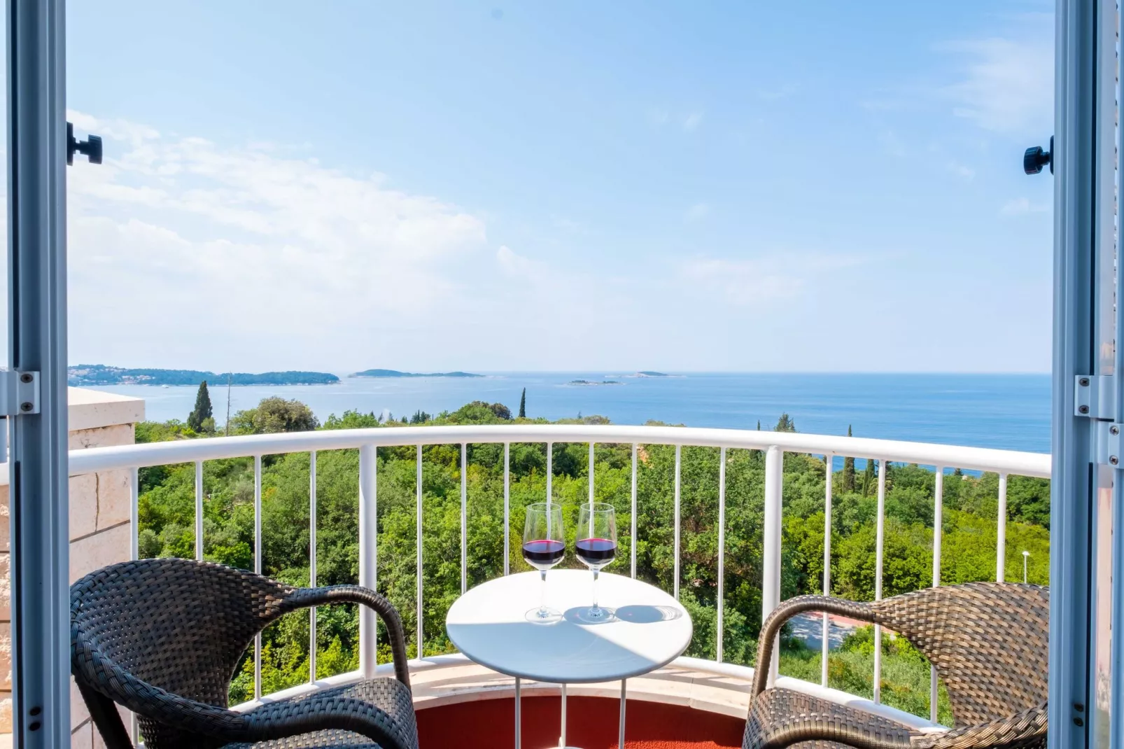 Villa Panorama Dubrovnik (S2) - Comfort Double Room with Balcony and Sea View