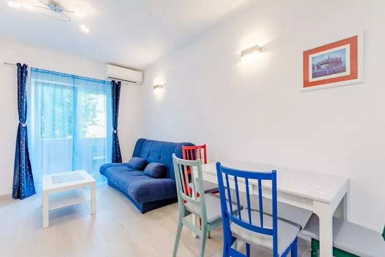 Apartment Karlo - Two Bedroom Apartment with Balcony (Matanić)-Dining room