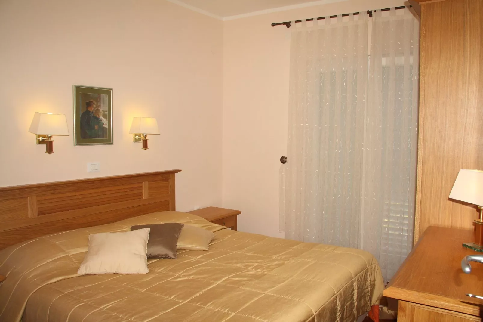 Villa Alegria Cavtat - One Bedroom Apartment with Balcony and Sea View (Apartment A)-Bedroom