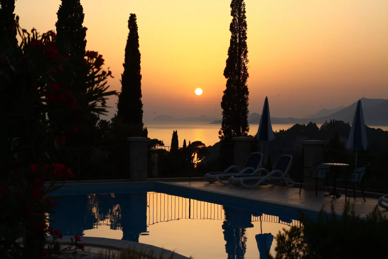 Villa Alegria Cavtat - Studio Apartment with Patio and Garden View-Pool