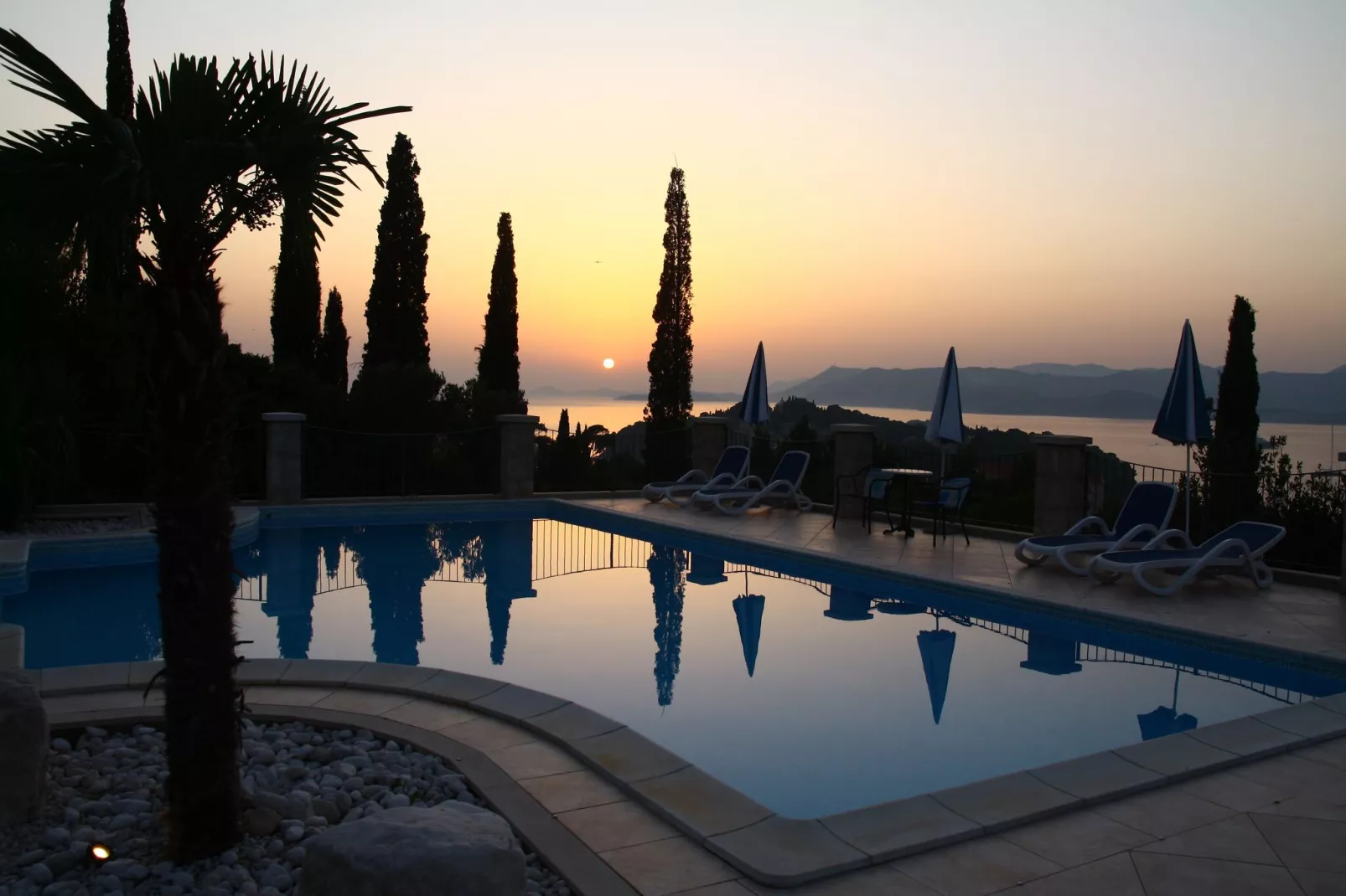 Villa Alegria Cavtat - Studio Apartment with Patio and Garden View-Pool