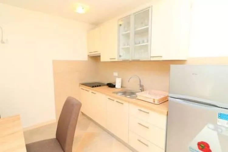 Apartments Seafront Silence - One Bedroom Apartment with Terrace and Sea View-Cuisine