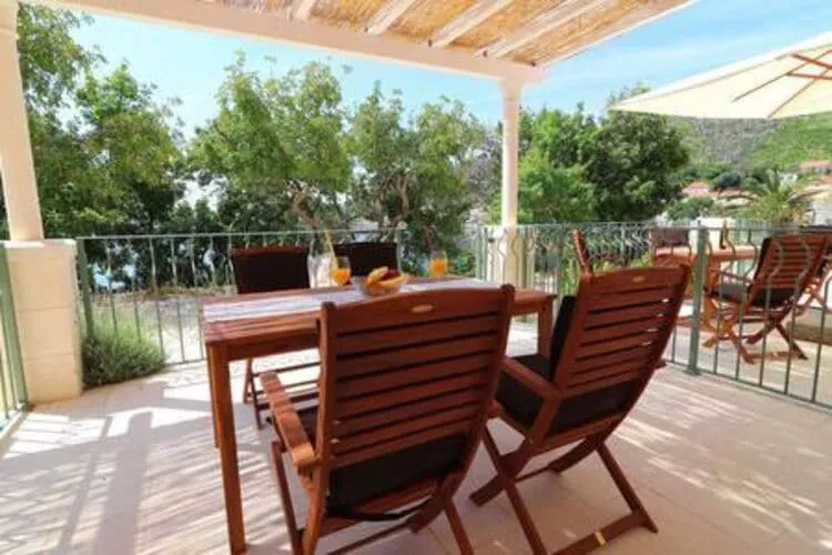 Apartments Seafront Silence - One Bedroom Apartment with Terrace and Sea View-Terrasse