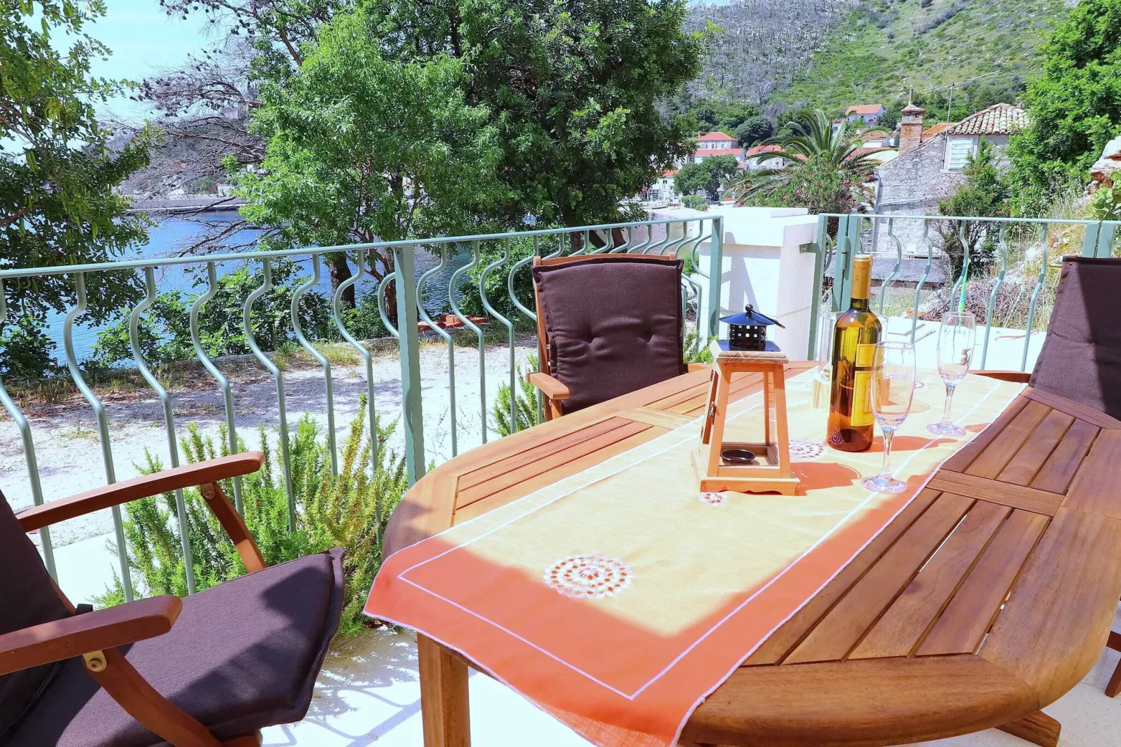 Apartments Seafront Silence - One Bedroom Apartment with Terrace and Sea View-Terrasse