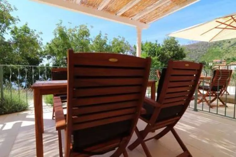Apartments Seafront Silence - One Bedroom Apartment with Terrace and Sea View-Extérieur