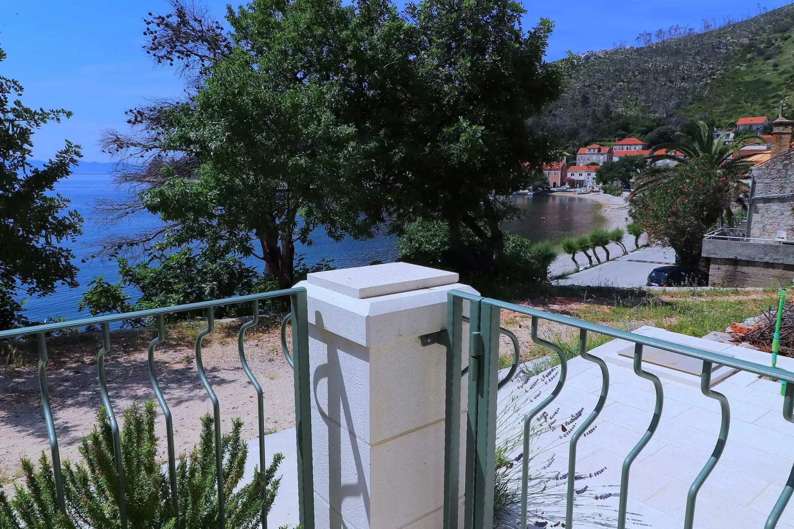 Apartments Seafront Silence - Studio Apartment with Terrace and Sea View-Outdoor