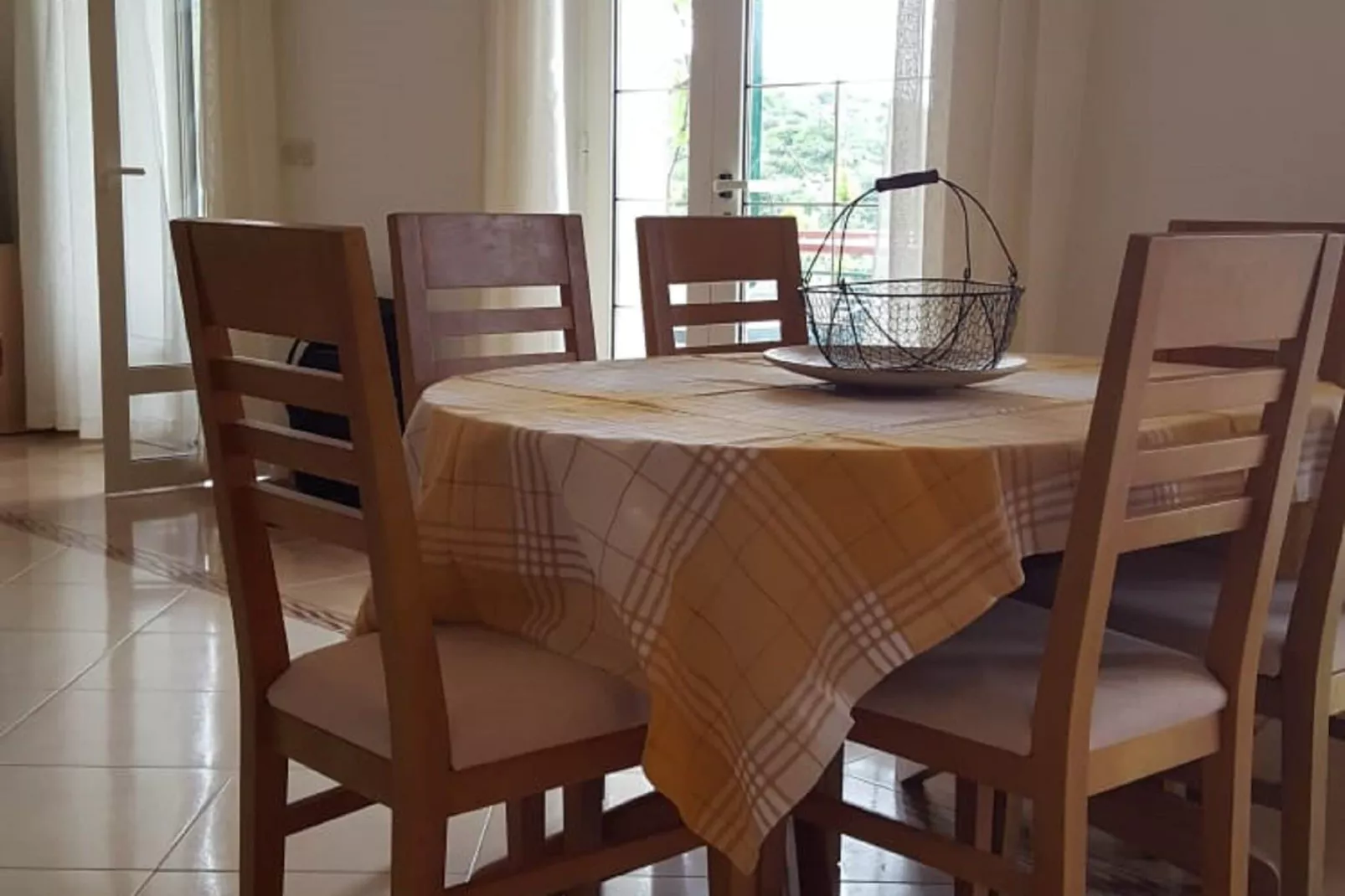 Bodul Vacation Apartment - Two Bedroom Apartment with Terrace and Sea View-Esszimmer