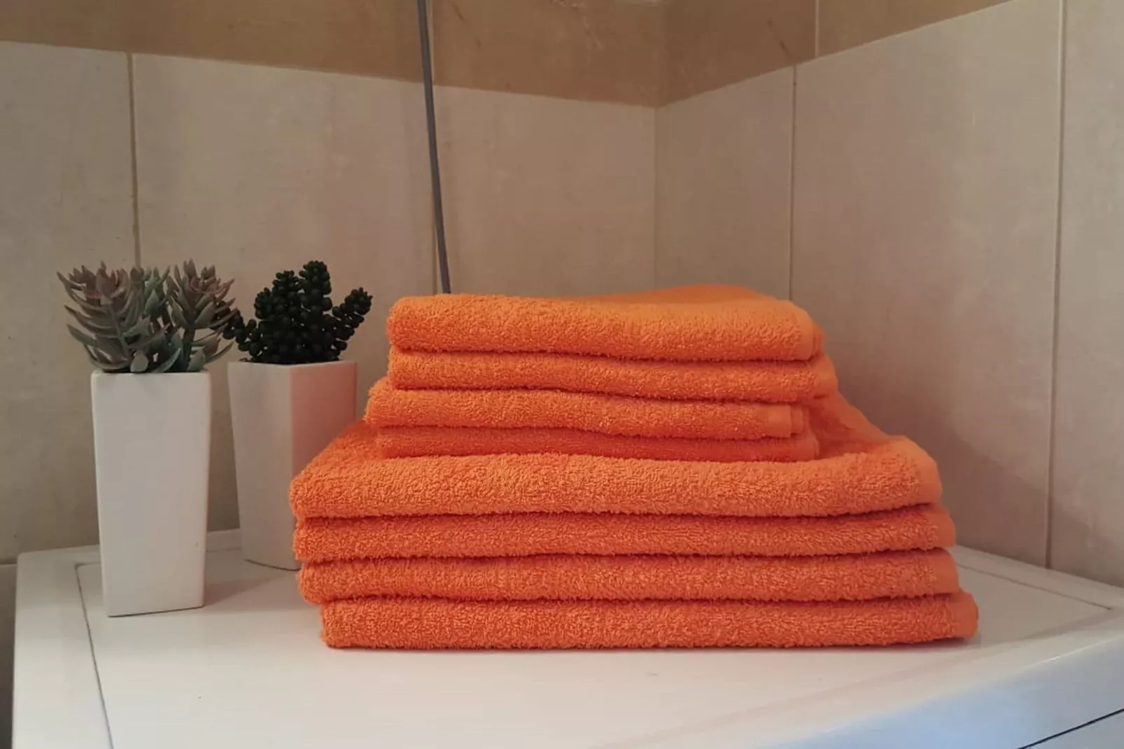 Bodul Vacation Apartment - Two Bedroom Apartment with Terrace and Sea View-Badezimmer