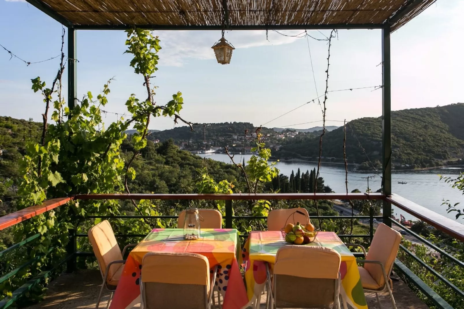 Bodul Vacation Apartment - Two Bedroom Apartment with Terrace and Sea View-Terrasse