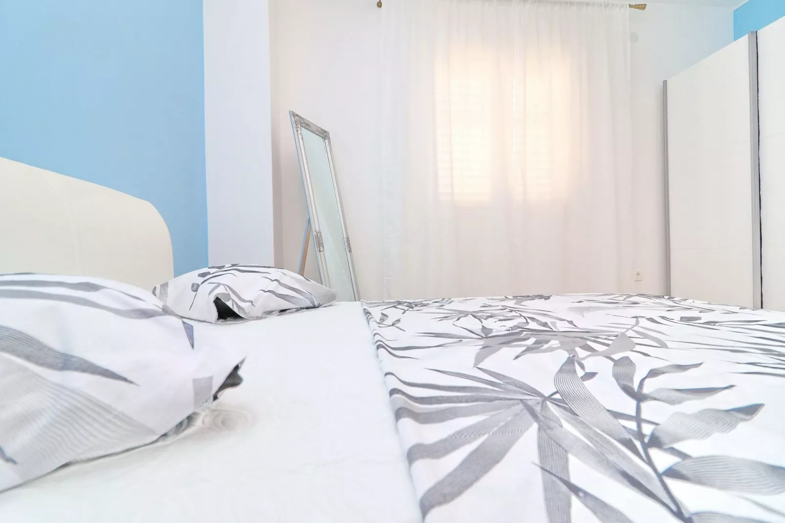 Apartment Marjana Prižba - Two Bedroom Apartment with Terrace and Partial Sea View-Bedroom