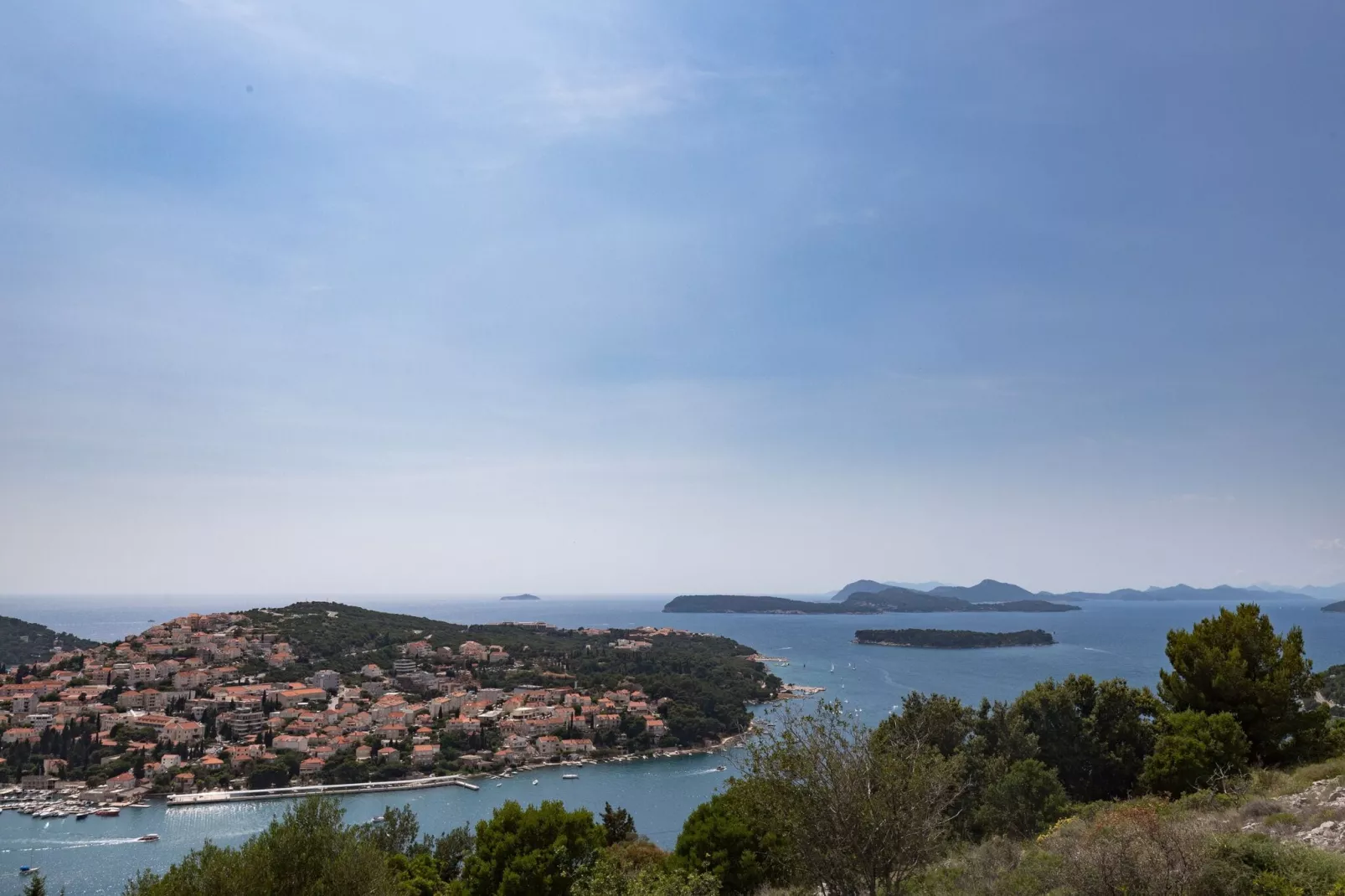 Apartment Semi - One Bedroom Apartment with Terrace and Sea View-View