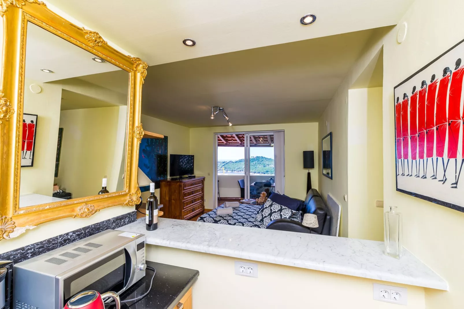 Apartment Reale - One Bedroom Apartment with Balcony and Sea View-Kitchen