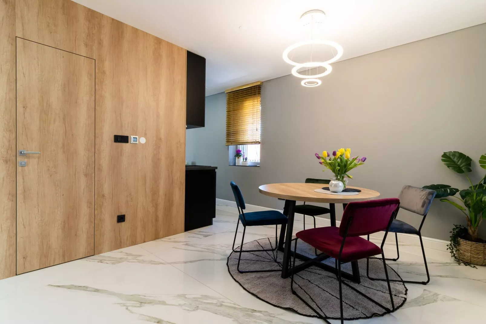 Apartments BoNlux - Deluxe two bedroom Apartment With Terrace-Dining room