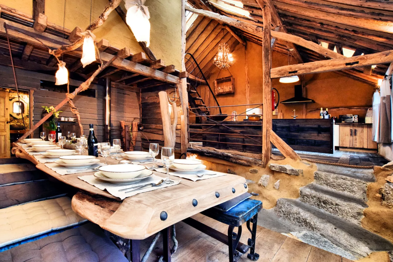 La Merveille-Dining room