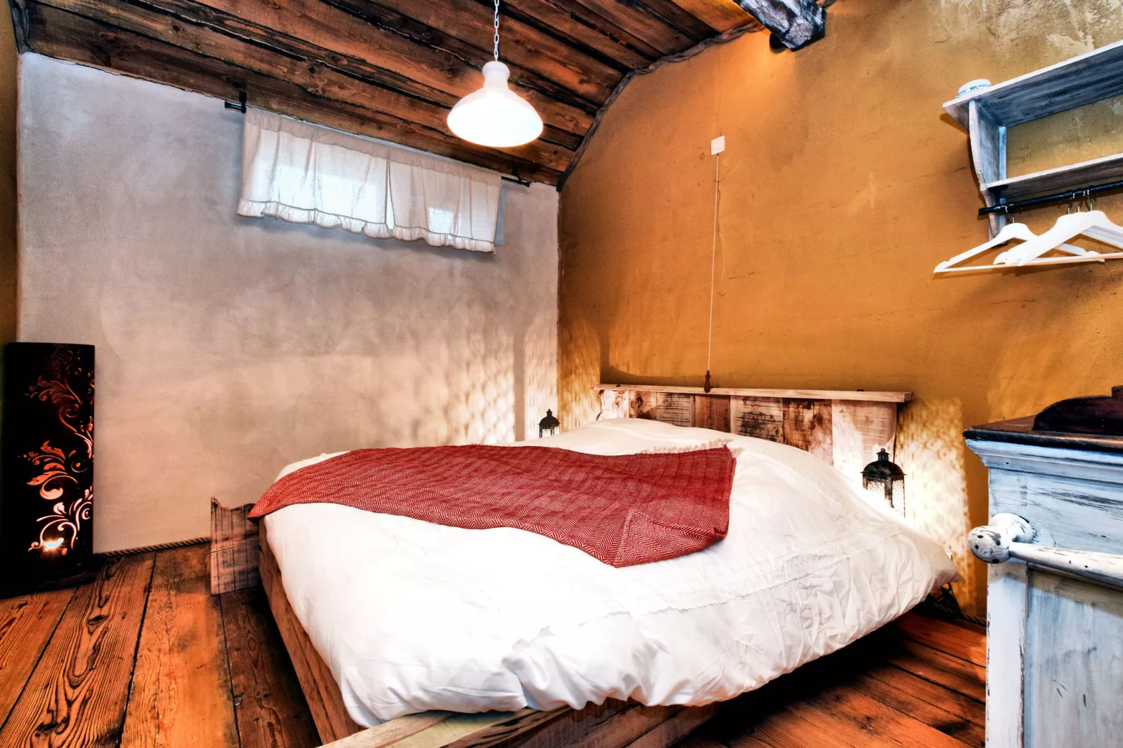 La Merveille-Bedroom