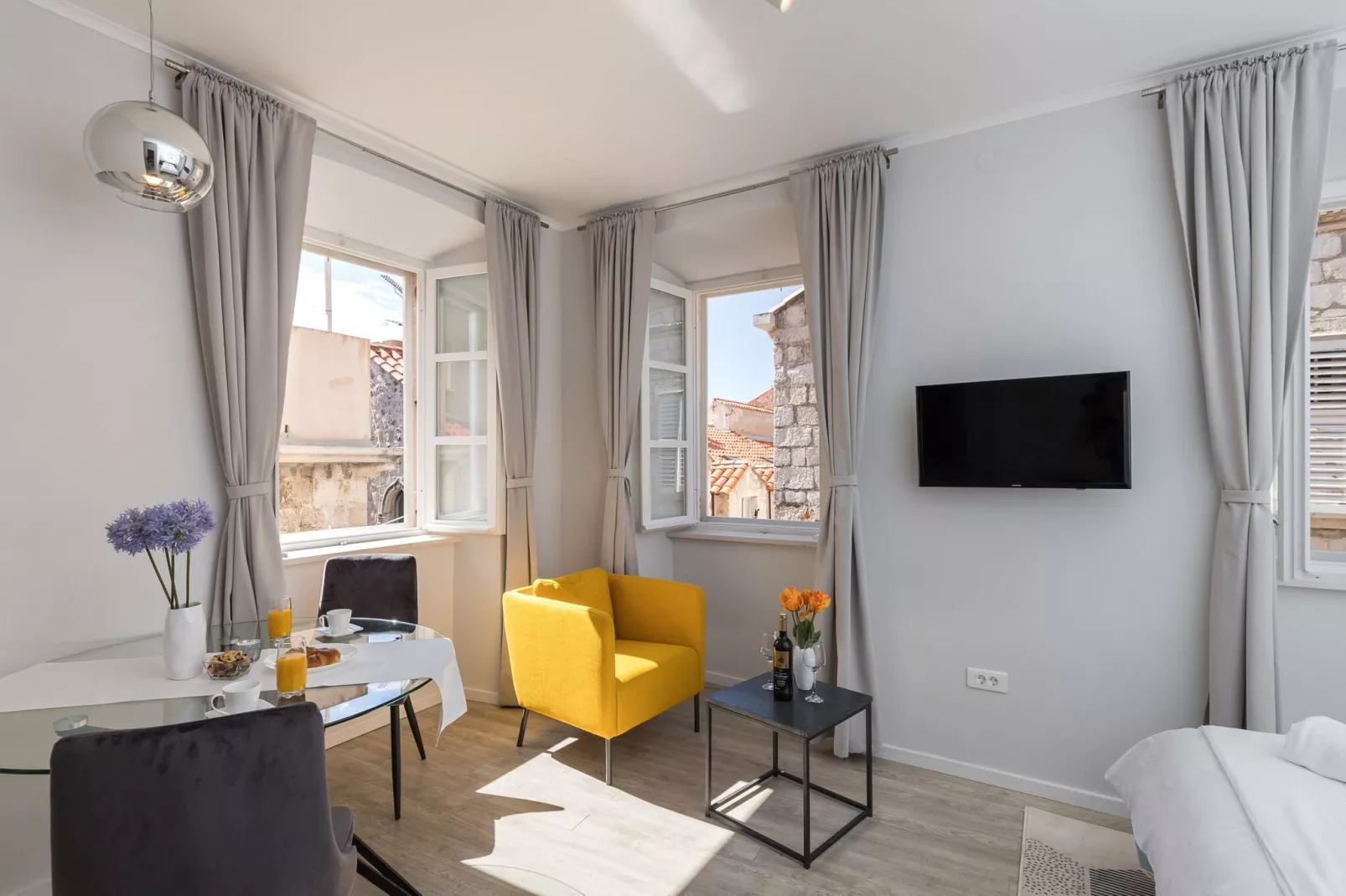 Apartments Urbis - Studio Apartment with City View (Zasebni)-Indoor