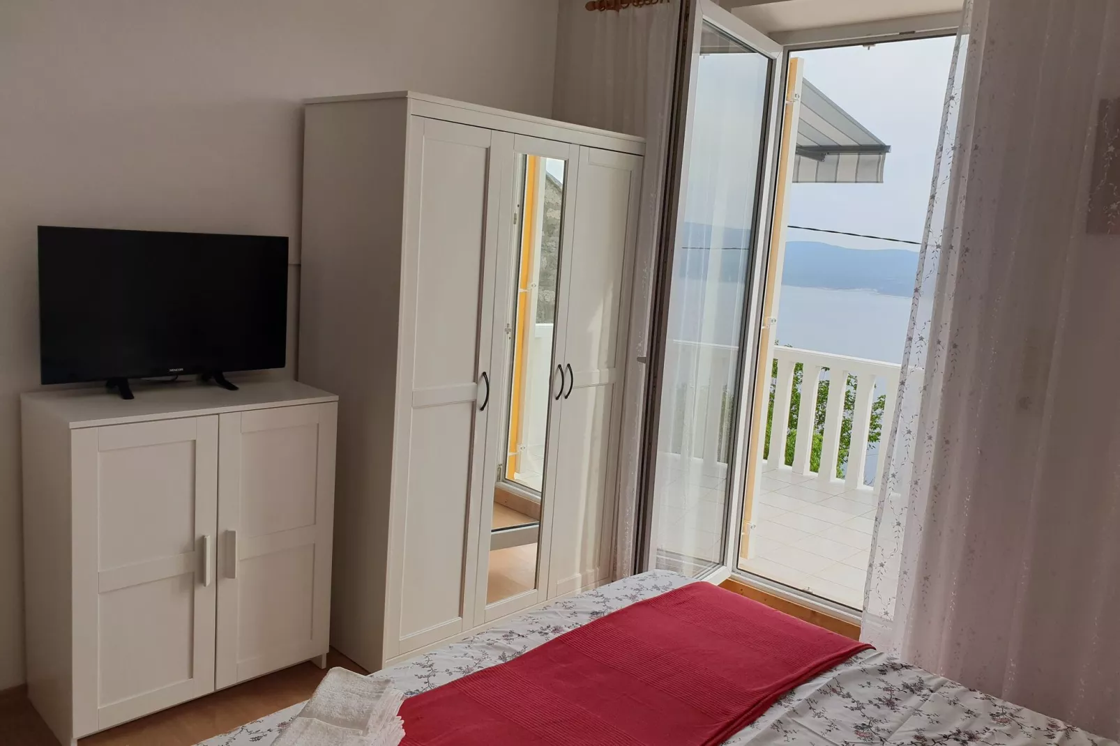 Grand Terrace Sea View Apartment (ST)- Two Bedroom Apartment with Sea View-Chambre