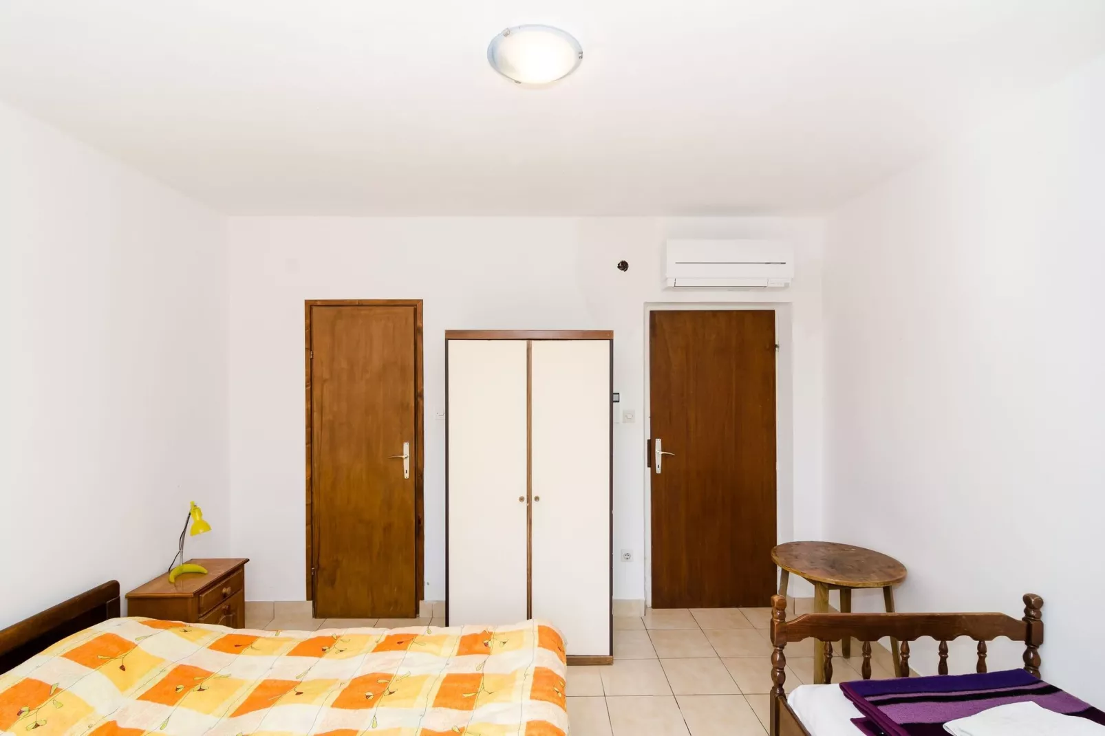 Villa Peragić - Triple Room with Balcony and Private External Bathroom-Bedroom