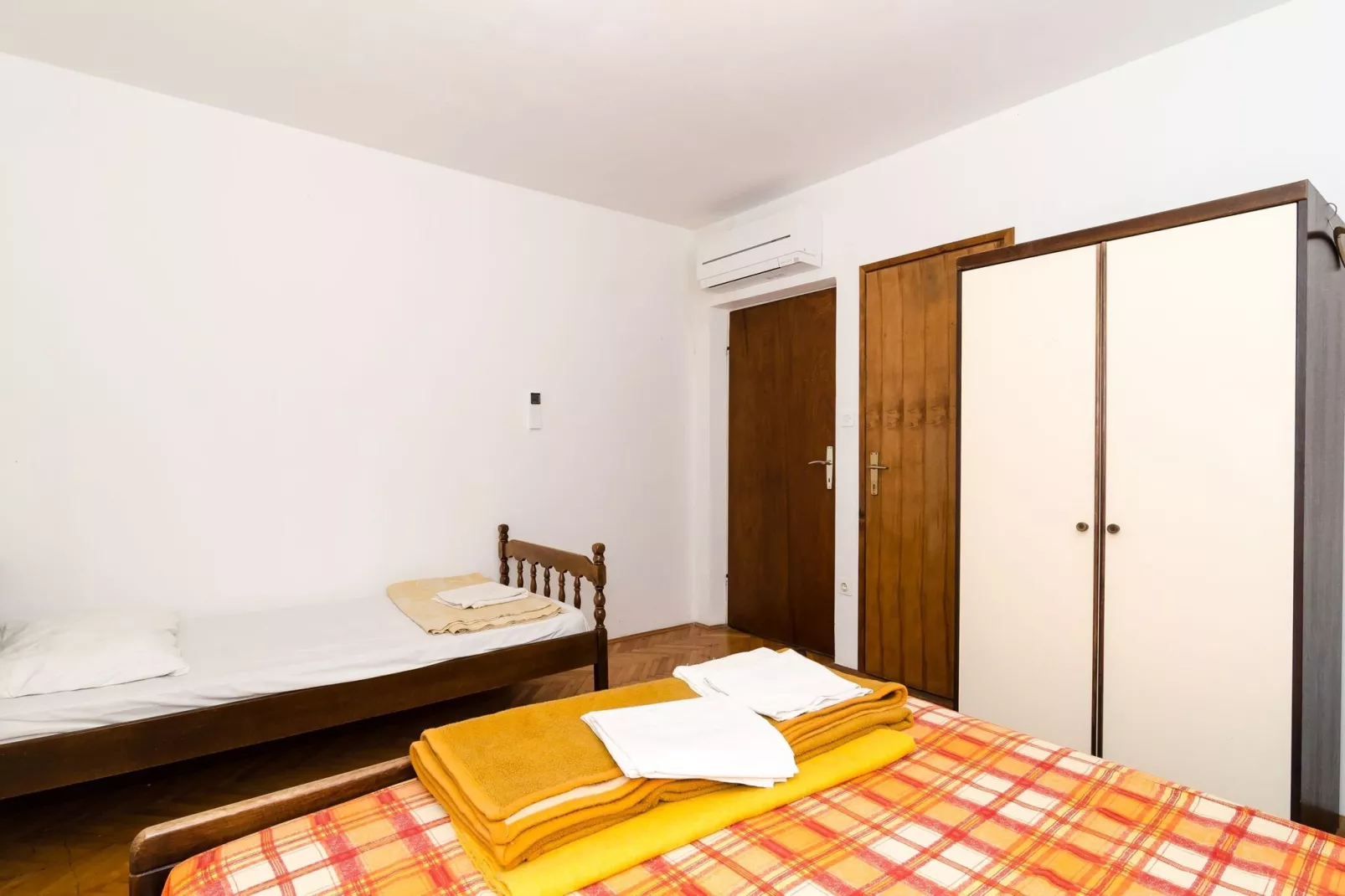 Villa Peragić - Triple Room 2-Bedroom