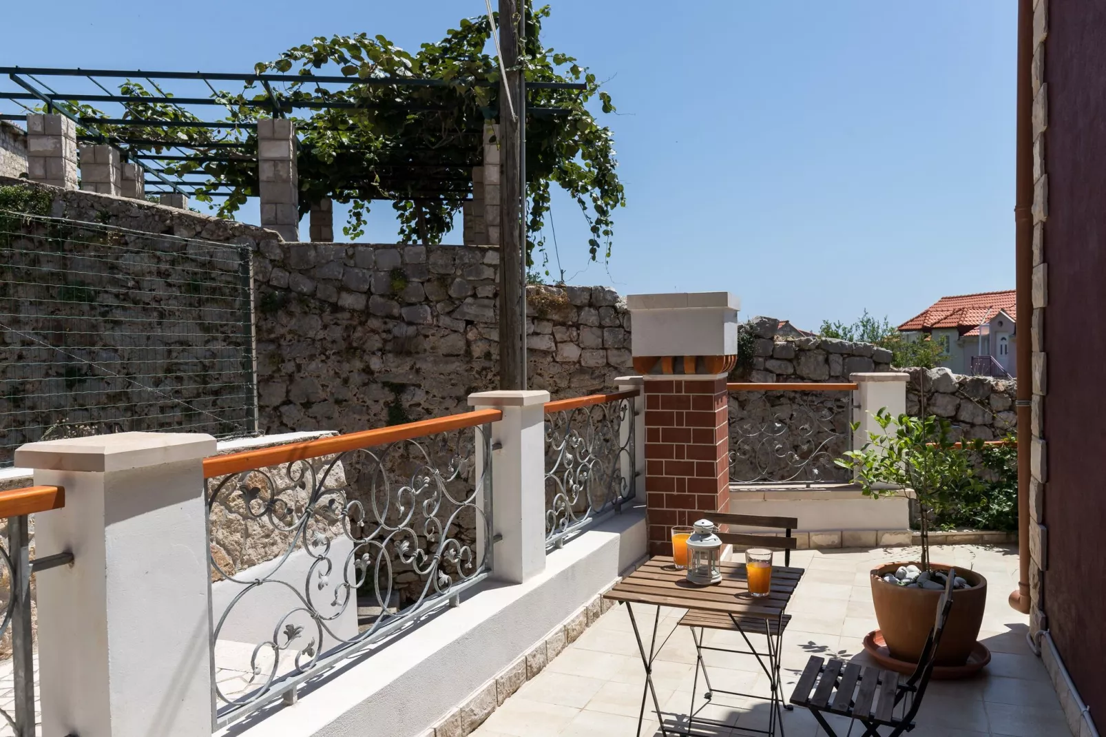 Romance Apartments Dubrovnik - One Bedroom Apartment with Patio (R3)-Terrace