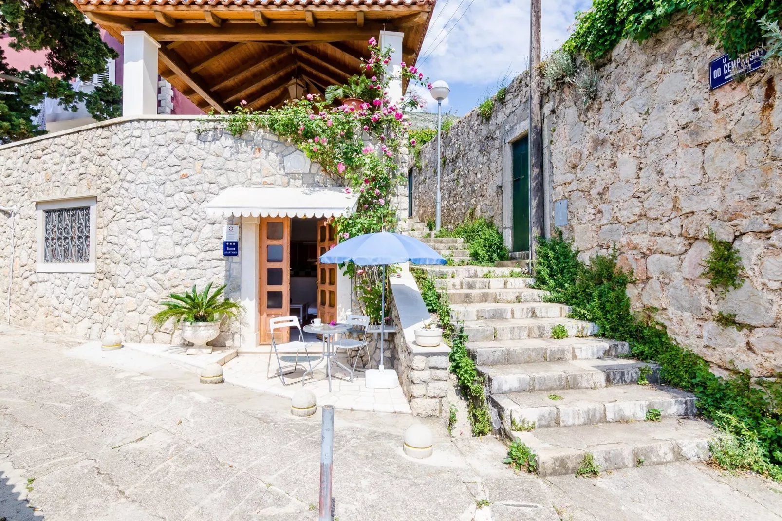 Romance Apartments Dubrovnik - One Bedroom Apartment with Terrace (R1)-Outdoor