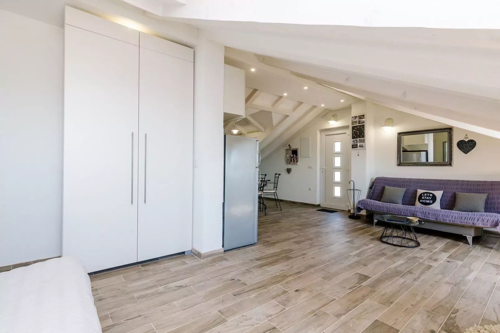 Apartments Life - Two Bedroom Apartment with Balcony and Sea View-Wohnzimmer