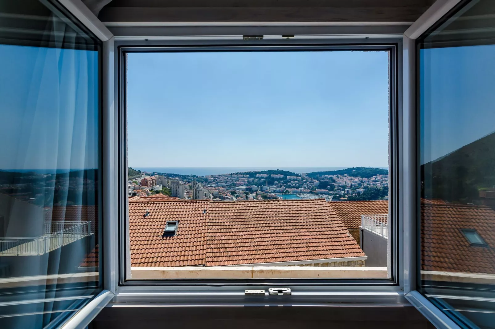 Apartments Life - Two Bedroom Apartment with Balcony and Sea View-Aussicht