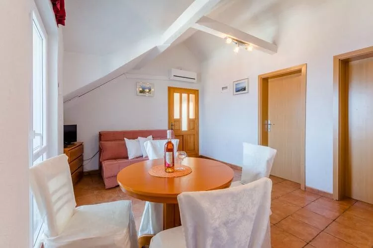 Villa Stella - Two Bedroom Apartment with Balcony and Sea View (Marilena)-Living room