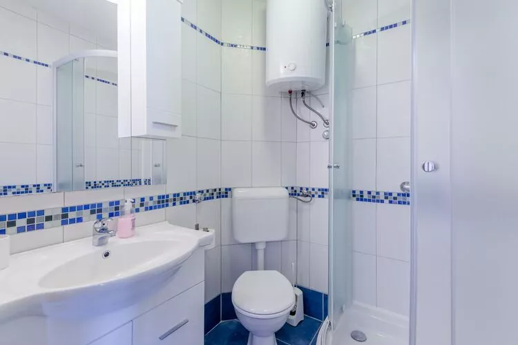 Villa Stella - Two Bedroom Apartment with Balcony and Sea View (Marilena)-Bathroom