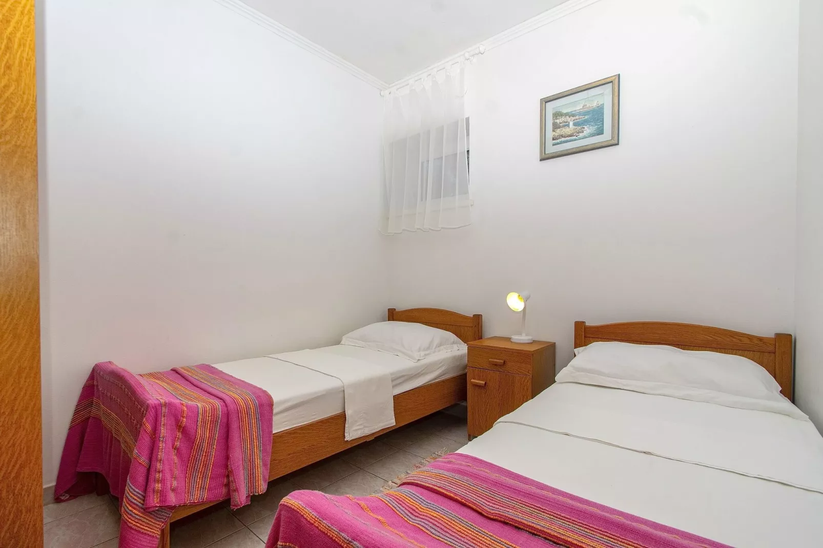 House Green Side Sunset- Four Bedroom House with Pool and Sea View-Schlafzimmer