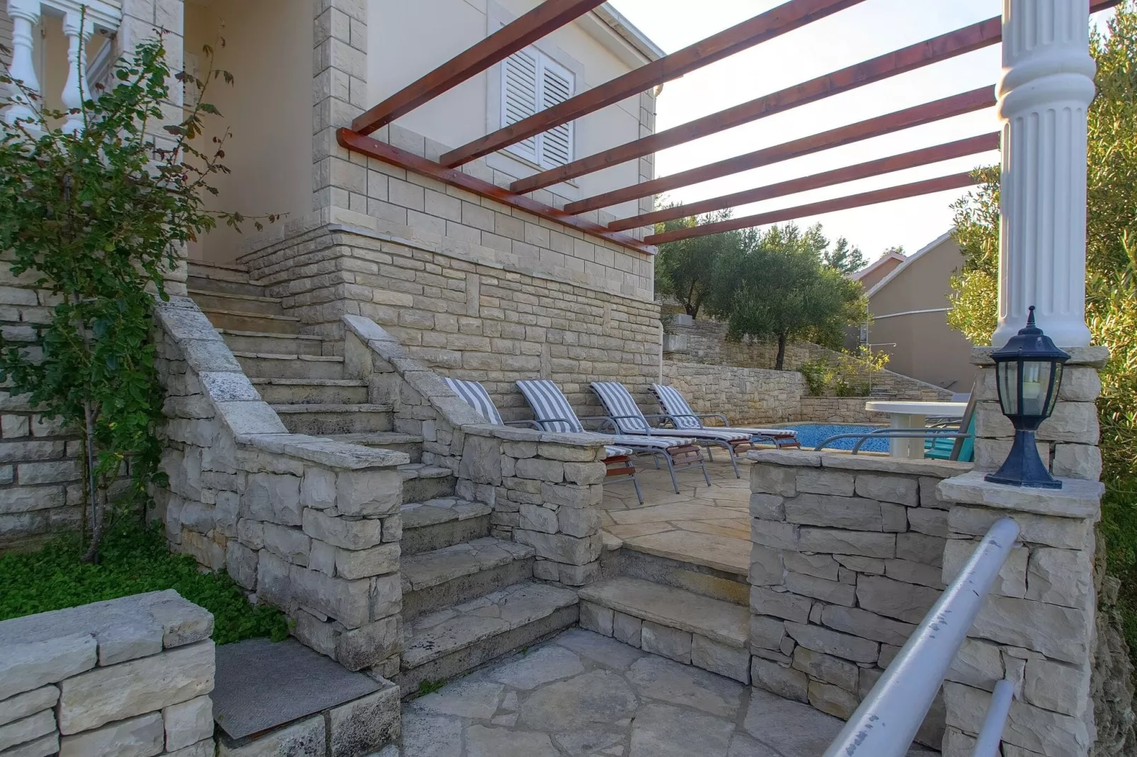 House Green Side Sunset- Four Bedroom House with Pool and Sea View-Schwimmbad