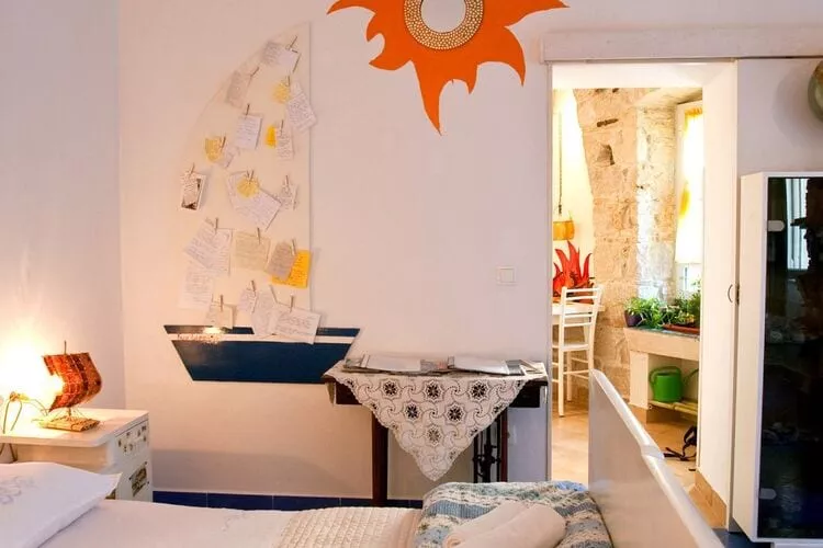 Studio Apartment Sretna - Studio Apartment-Bedroom