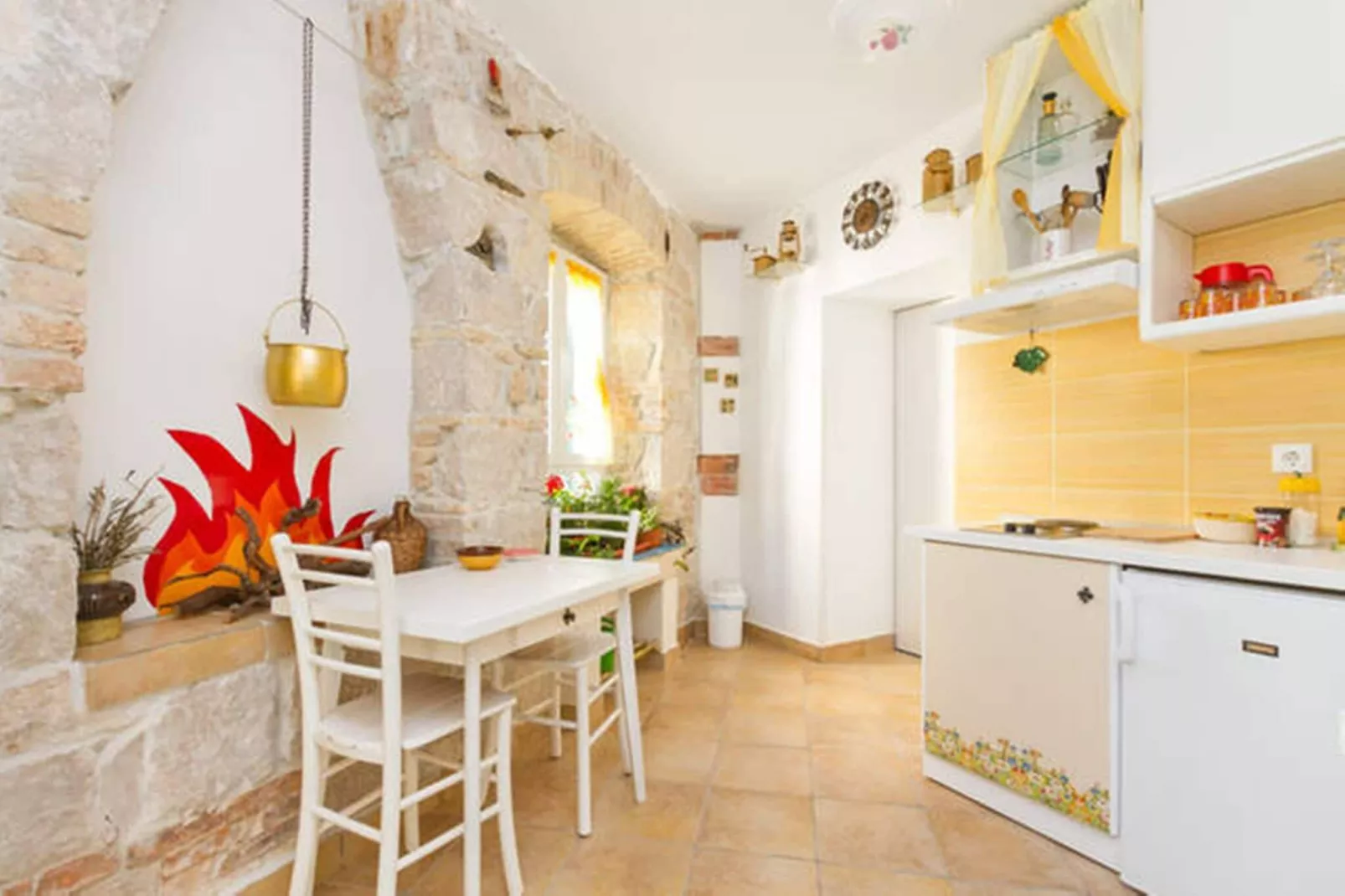 Studio Apartment Sretna - Studio Apartment-Dining room