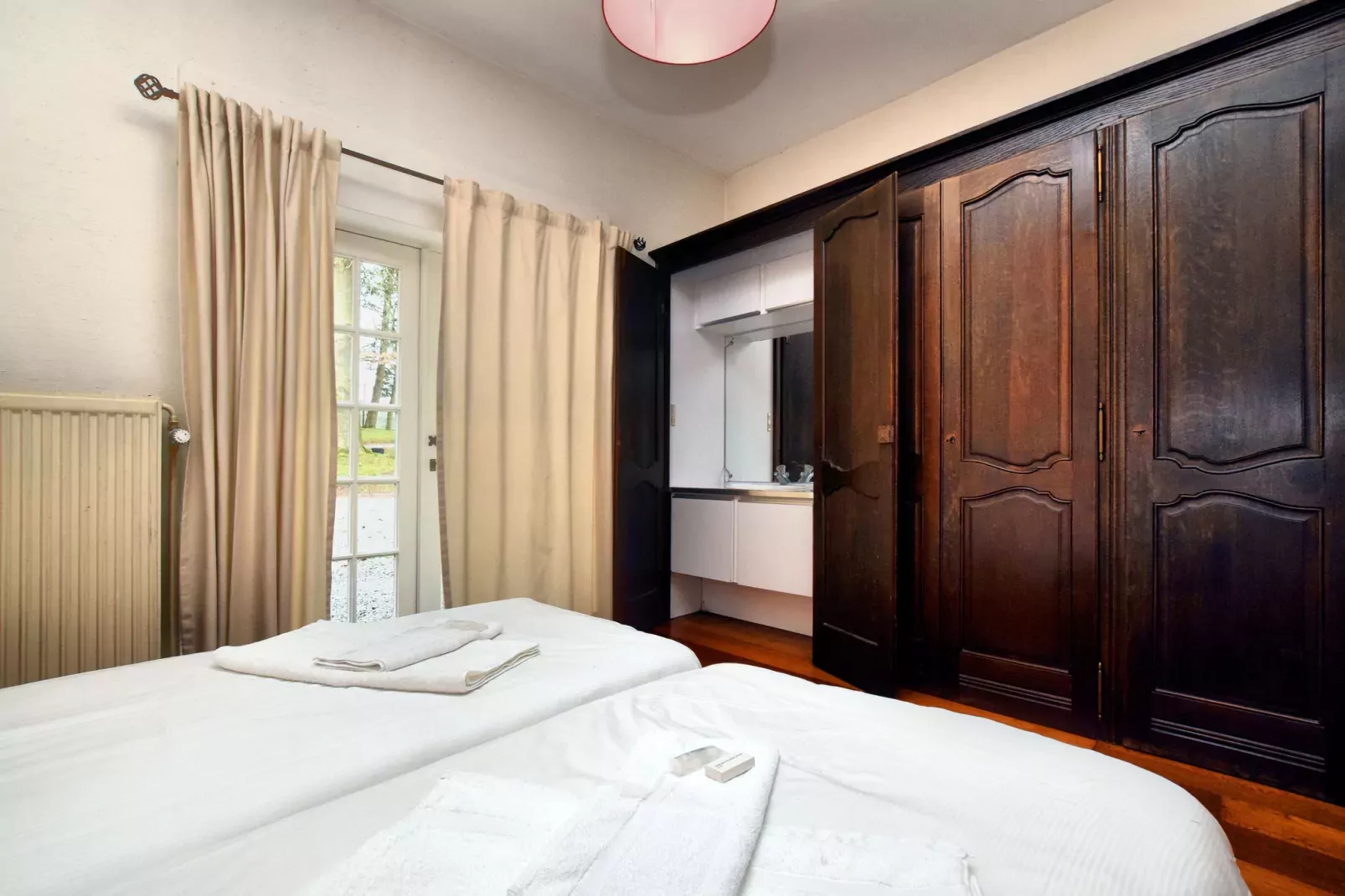 Les Genets-Bedroom