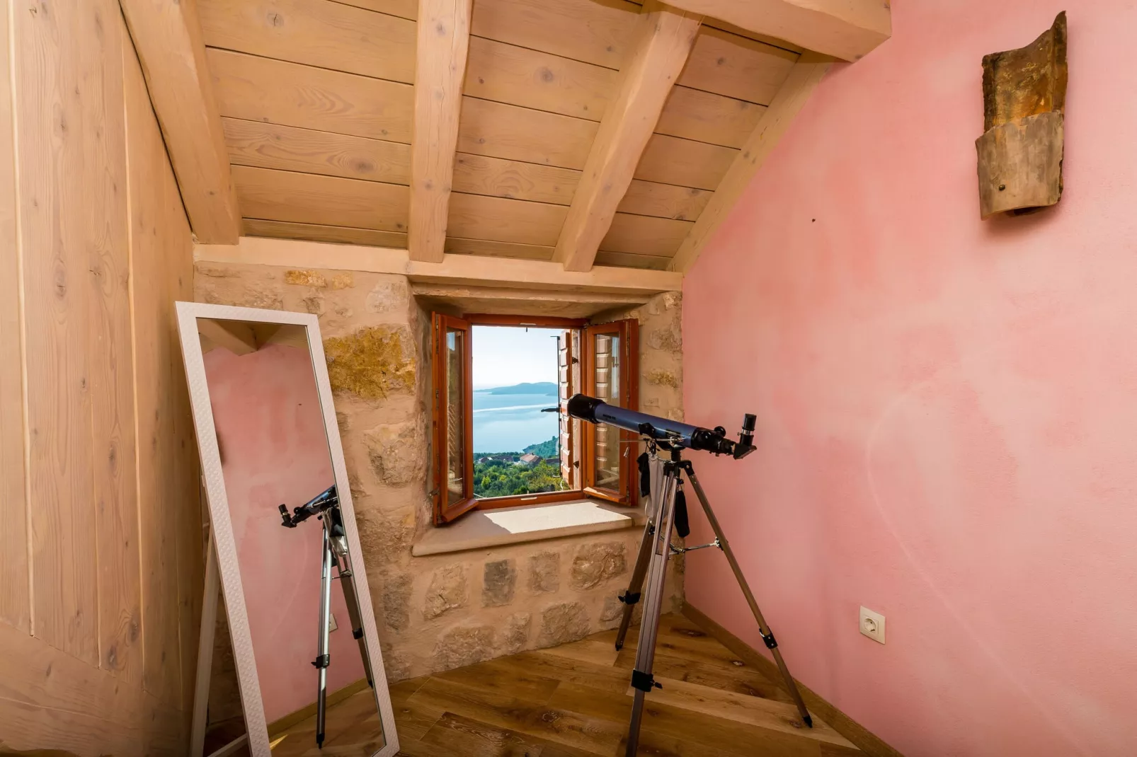 Villa Kanada - Two-Bedroom House with Terrace and Sea View-Bedroom