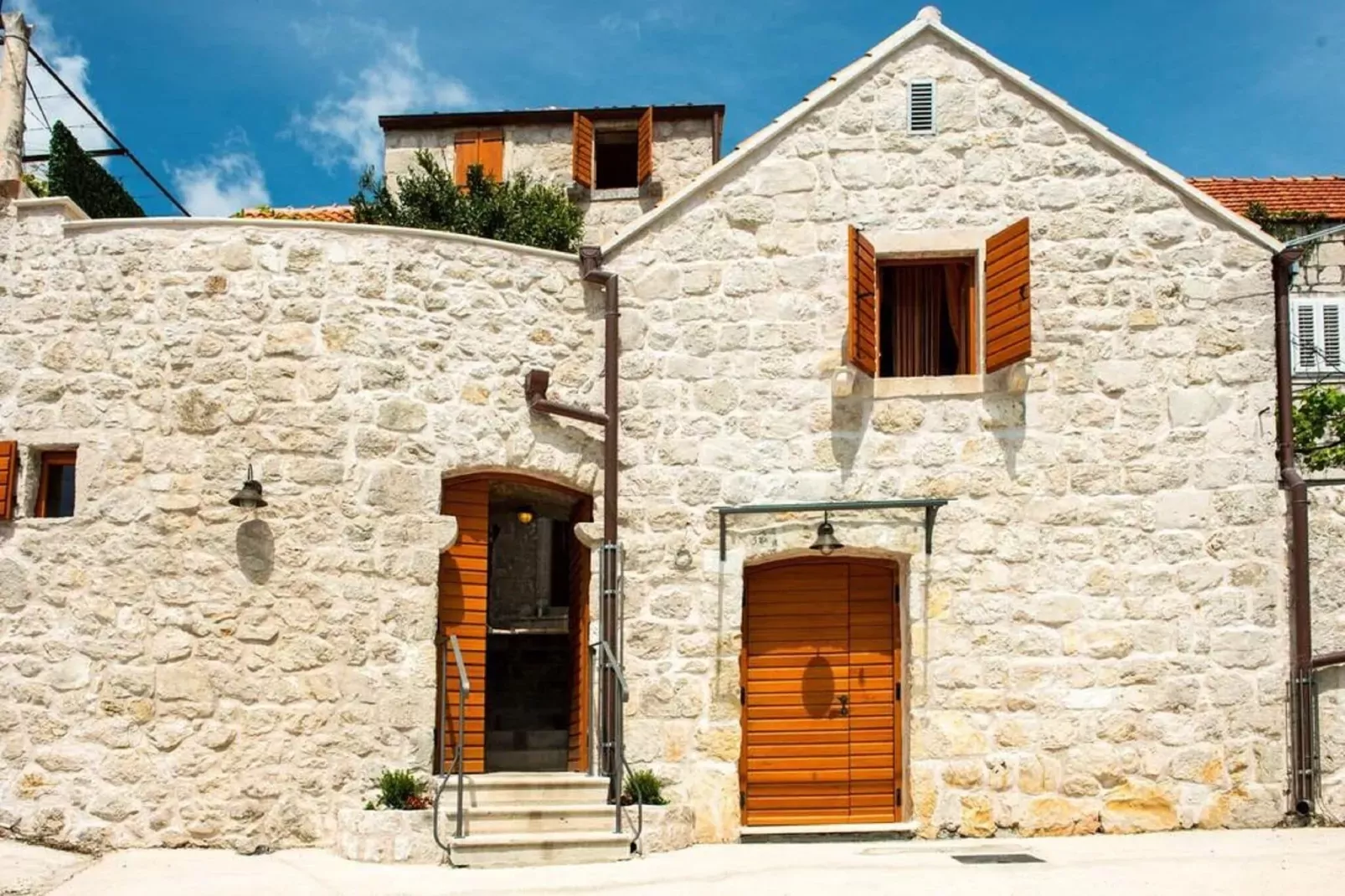 Villa Kanada - Two-Bedroom House with Terrace and Sea View-Outdoor