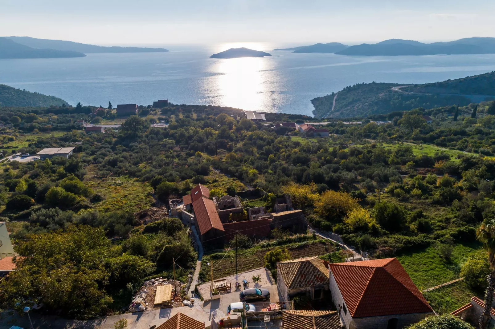 Villa Kanada - Two-Bedroom House with Terrace and Sea View-Outdoor
