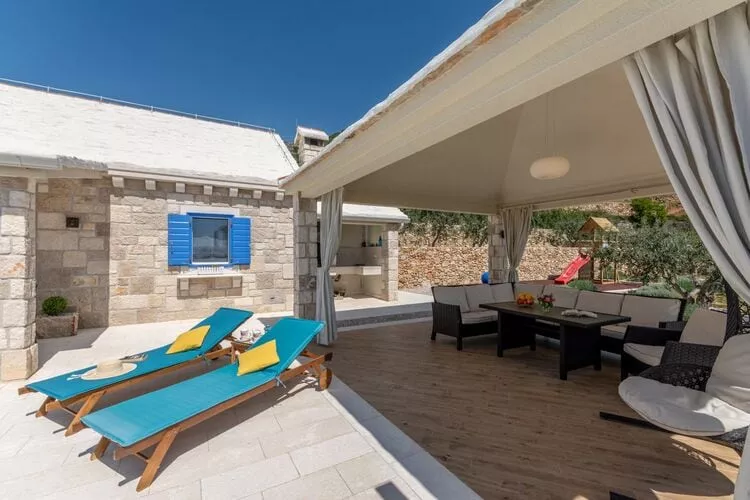 Villa Blue Sky - Three Bedroom Villa with Pool-Terrasse