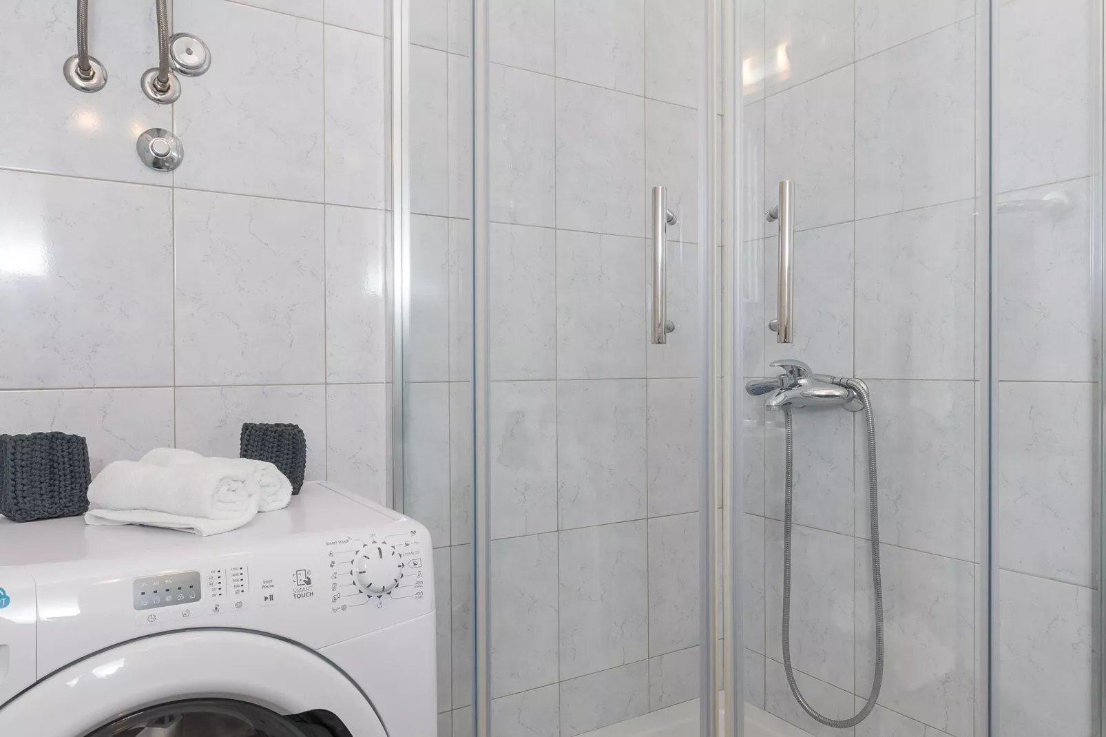Cozy Dubrovnik Apartment - One-Bedroom Apartment with Sea View-Bathroom