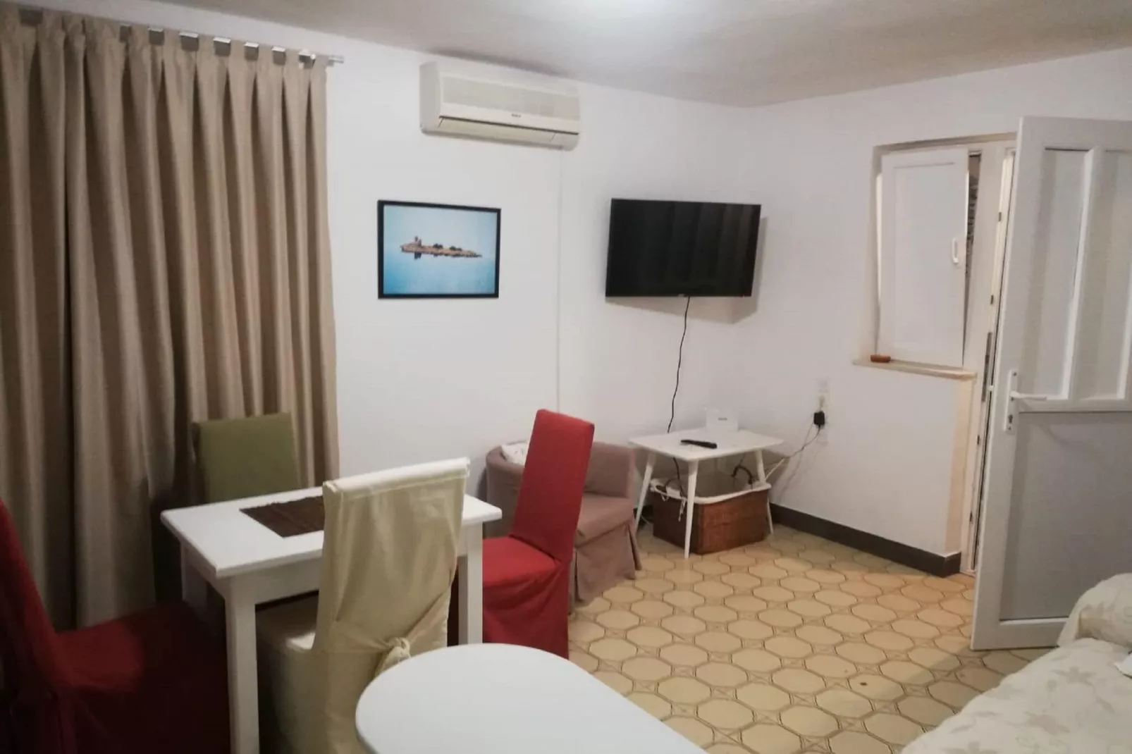 Apartments Mediterranean House - Two Bedroom Apartment with Terrace-Küche