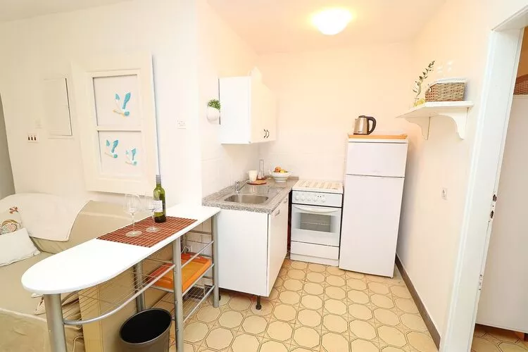 Apartments Mediterranean House - Two Bedroom Apartment with Terrace-Küche