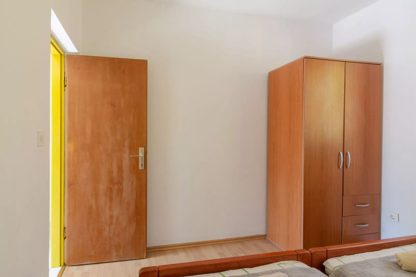 Seafront Apartments Olivera-Two Bedroom Apartment with Patio ( Tonči )-Schlafzimmer