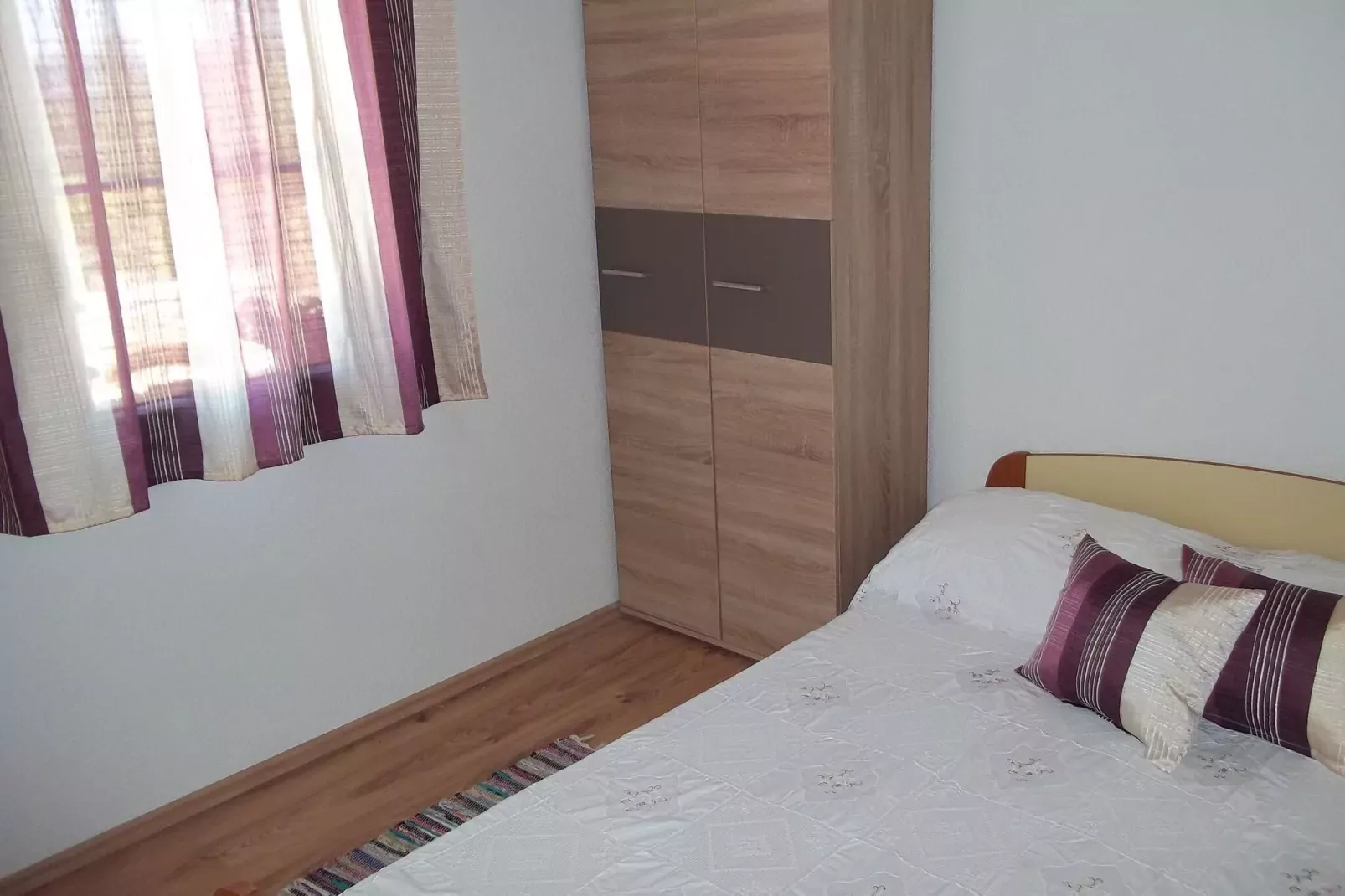 Holiday Home Ruža - Holiday Home with Terrace-Chambre