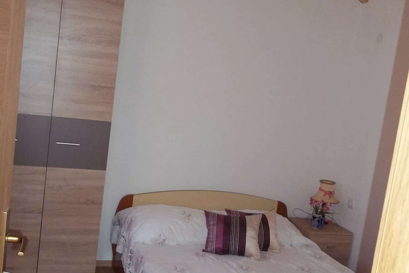 Holiday Home Ruža - Holiday Home with Terrace-Chambre